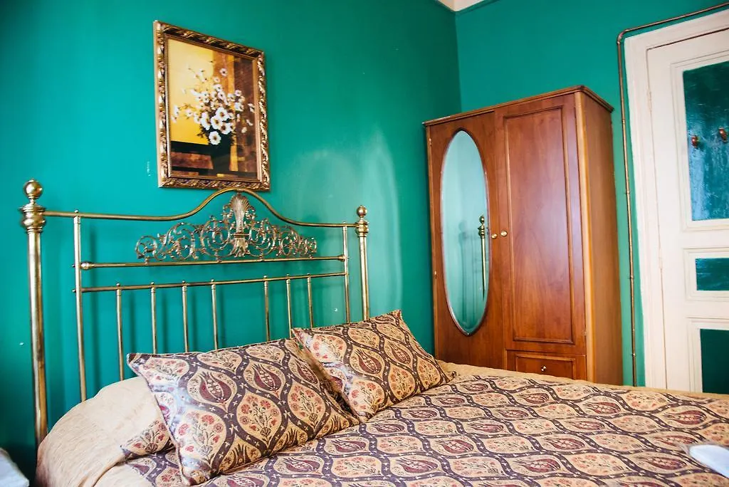 Akin House Apartment Istanbul Turkey